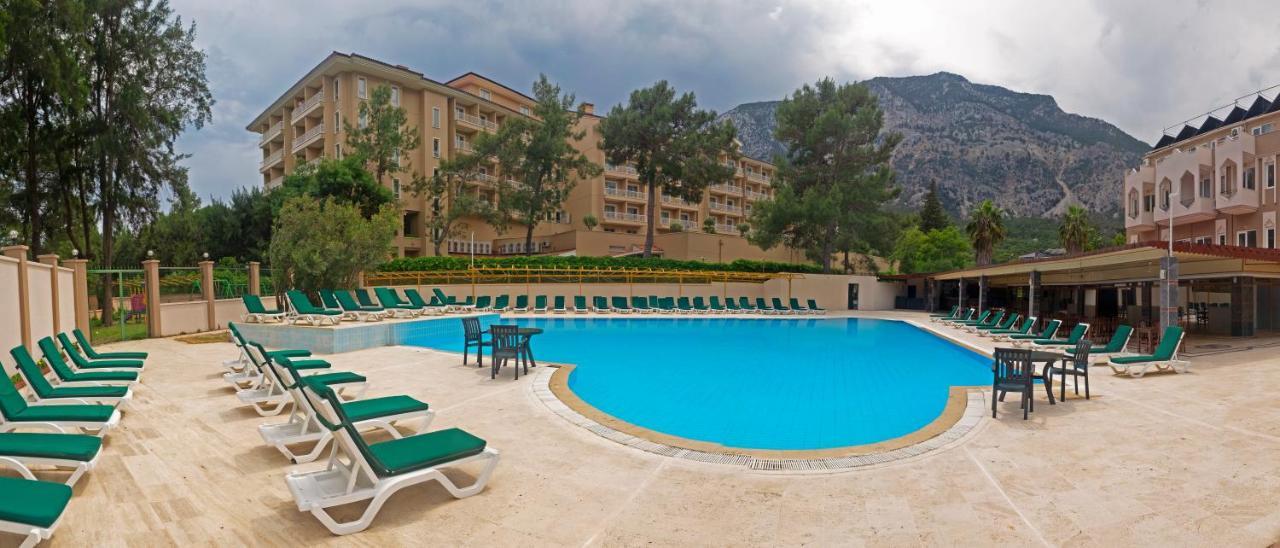 Alexius Beach Hotel 벨디비 외부 사진