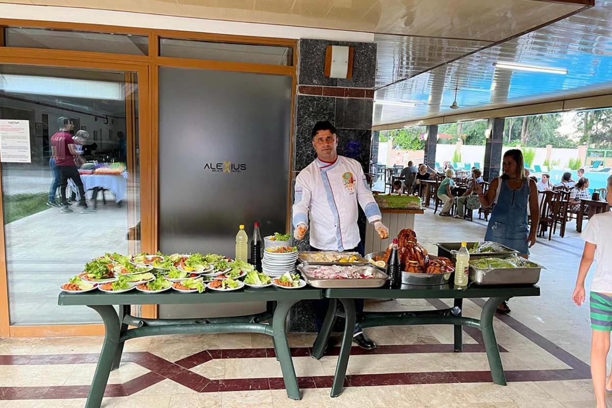 Alexius Beach Hotel 벨디비 외부 사진